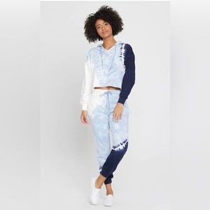 South Swell Pullover & Daybreak Pant